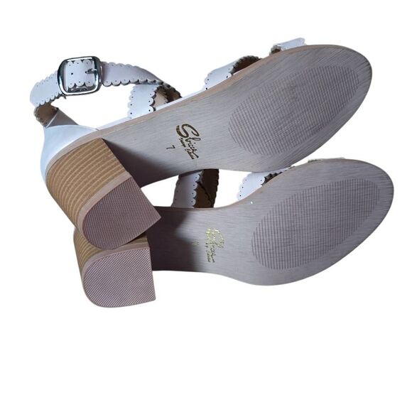 Sbicca Women's Size 7 Beige Tan Scalloped Cross Strap Low Square Heels - Picture 6 of 7